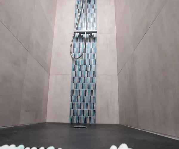 ゲストハウス Au Bouchon Saint-Aigulin