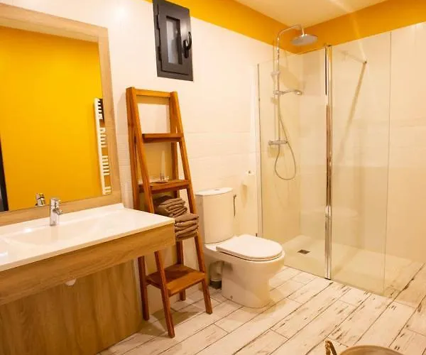 ゲストハウス Au Bouchon Saint-Aigulin