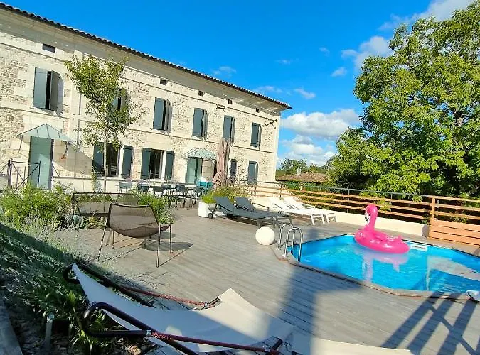 ゲストハウス Au Bouchon *