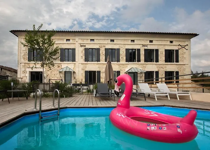 ゲストハウス Au Bouchon *