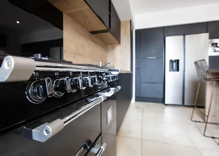 Au Bouchon Guest house Saint-Aigulin