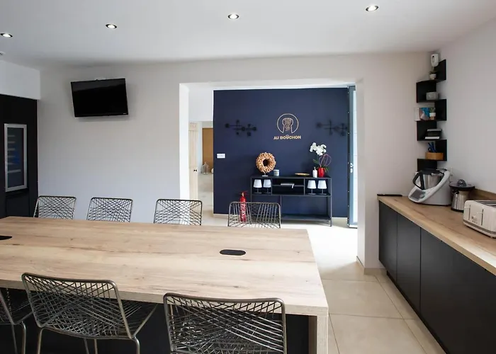 ゲストハウス Au Bouchon